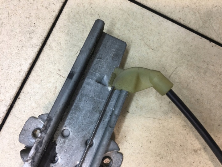 фото №10, Подъемник стекла правые перед primera p11 2 pin