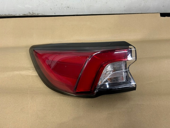 фото №1, Ford kuga mk3 лампа зад задня led ліва lv4b-13405-ah