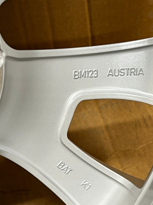 фото №14, Алюминиевый диск 18 дюймов bmw x3 e83 v-spoke 206 новая oem