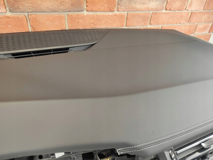 фото №6, Bmw 2 active tourer u06 оригінальна консоль панель роздавальна шкіра чорна