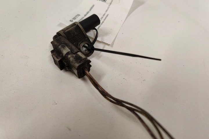 фото №7, Датчик положення вал розподільний вал peugeot 407 sw 6e_ 9645844080 1.6l