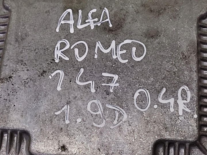 фото №7, Alfa romeo 147 блок керування двигуном (ecu) 0281011487