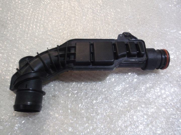 фото №1, Труба воздуховод 1,5 hdi 9810958280 ds citroen peugeot