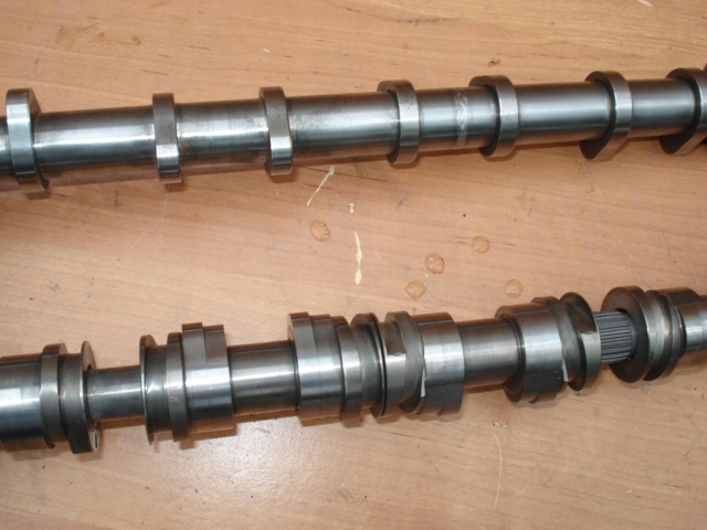 фото №9, Vw audi 2.0 tfsi вал распределительный вал всасывающий 06l109088c nr1 /wyd 06l109087d nr4