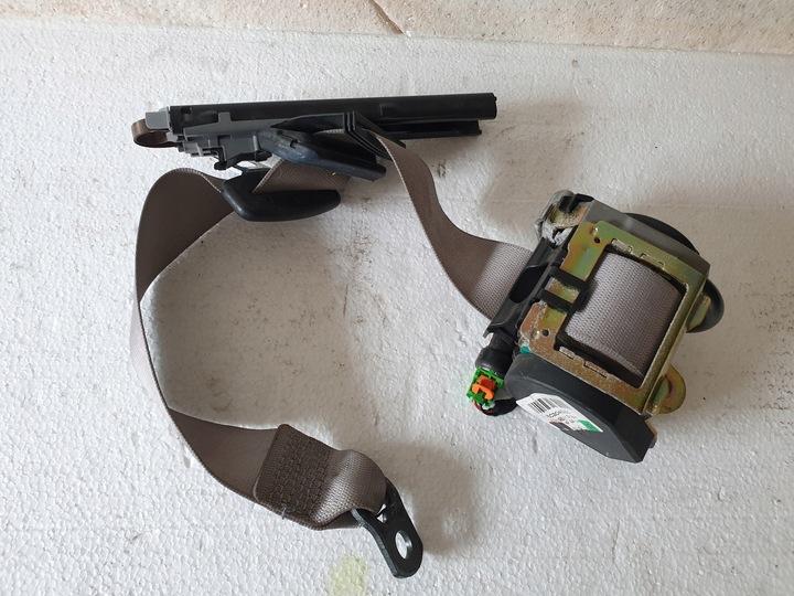 фото №1, Pas безпеки праві зад mercedes w211 універсал