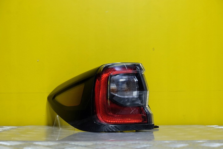 фото №1, Subaru outback універсал 2020- лампа зад ліва led usa