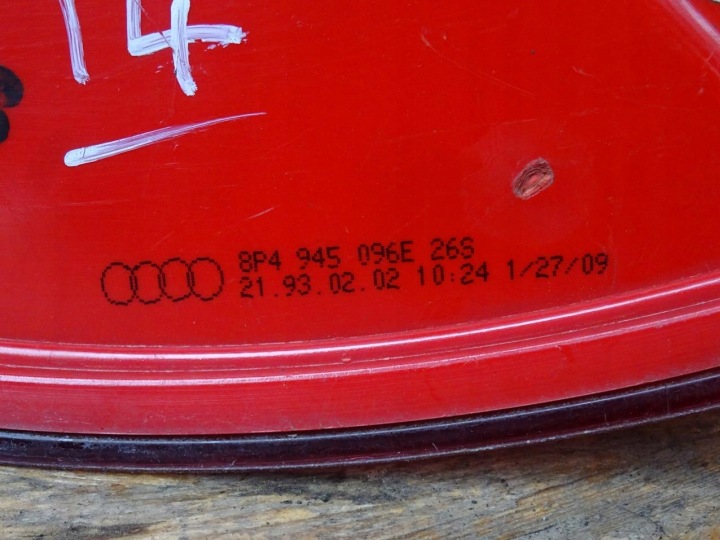 фото №8, Audi a3 8p 8p4 5d sportback рестайлинг фара правая зад задняя led 8p4945096e