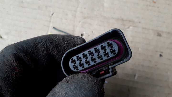 фото №7, A4 b9 8w штекер роз'єм 4h0973717b a5 8w q5