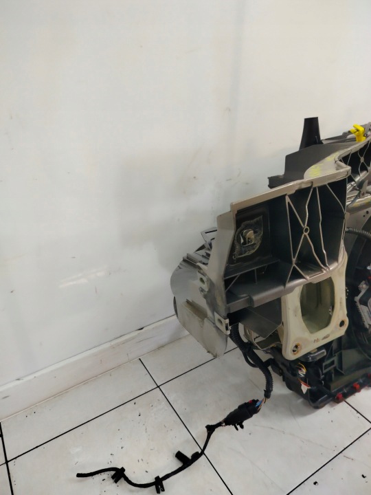 фото №13, Ford c-max ii mk2 рестайлинг 14r- передняя панель радиатор комплект 1.0 b