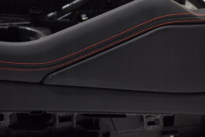фото №14, Bmw xm g09 тунель середній підлокітник шкіра merino fionarot чорна