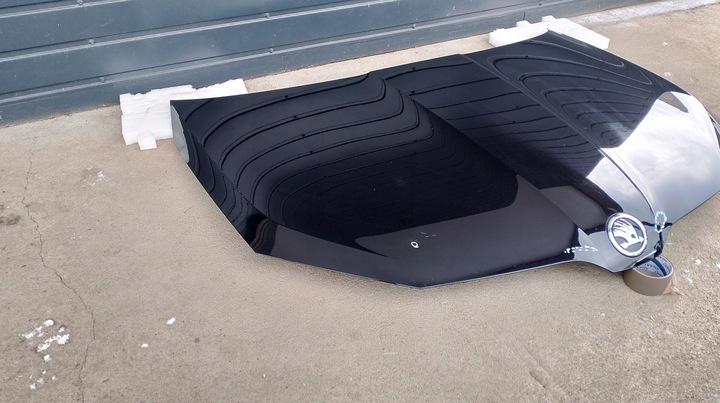 фото №8, Skoda fabia iii 3 капот крышка двигателя чёрная красивая