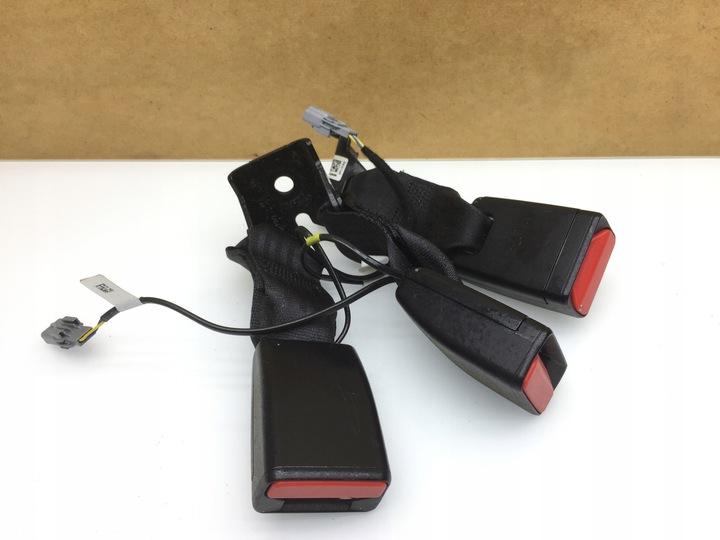 фото №1, Renault arkana застёжка застёжки ремня безопасности зад