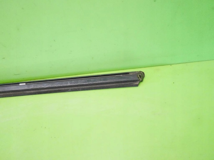 фото №7, Планка накладка правая перед mercedes w211 sedan