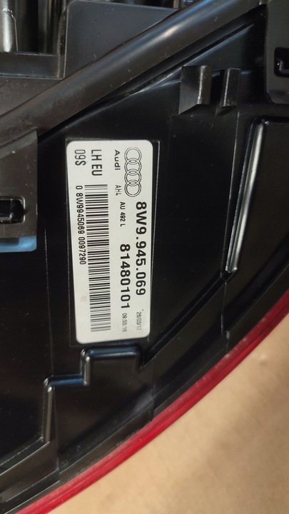 фото №6, Audi a4 b9 8w9 avant комплект лампа зад