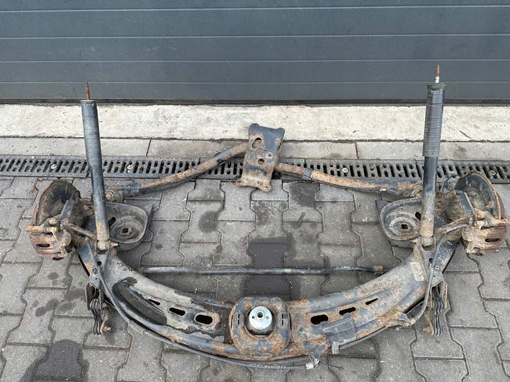 фото №9, Балка підвішування заднього, зад mercedes a w169,