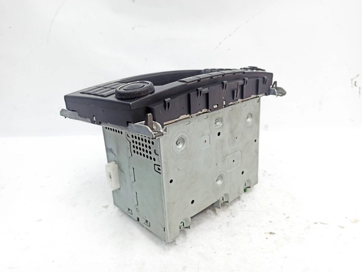 фото №10, Mercedes-benz cls c219 2005 радіоприймачі