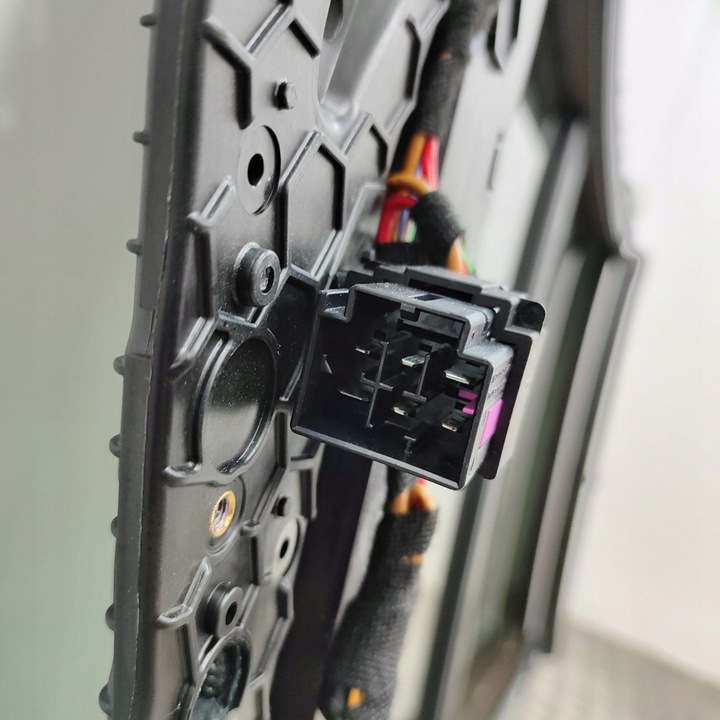 фото №8, Volkswagen passat b7 2012 люк комплект