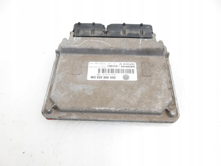 фото №6, Блок управления  skoda octavia i 1.6 06a906033dm 5wp44232