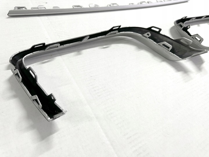 фото №14, Рамка вихлоп дифузор планка бампера audi a3 rs3 8v4 8v - kpl