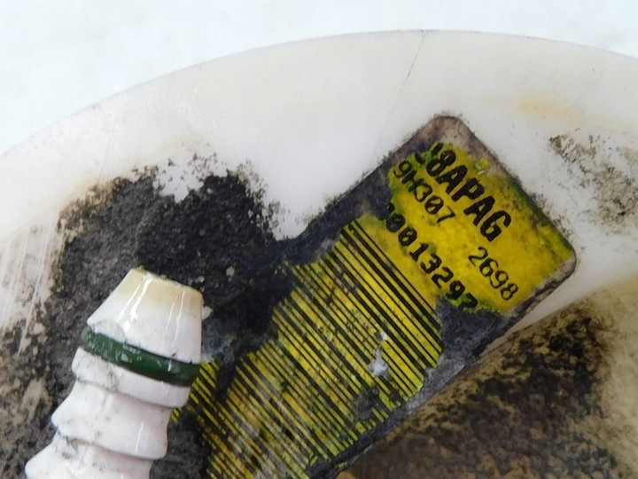 фото №9, Ford mondeo mk2 1.6 98 насос помпа датчик пального