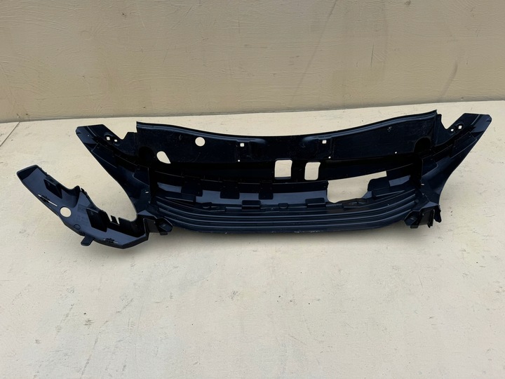 фото №12, Peugeot 2008 1 рестайлинг 16-19 решётка радиатора решётка бампера перед усилитель 1803204x