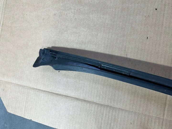 фото №13, Планка крышная левая, планка стёкла, крышная левая mercedes b класс w247 m