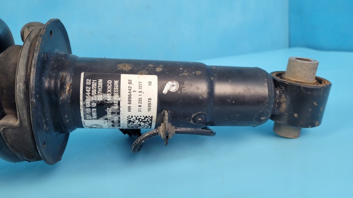 фото №14, Bmw x6 iii g06 3.0 дизель 21r амортизатор правое зад активный vdc 6896442