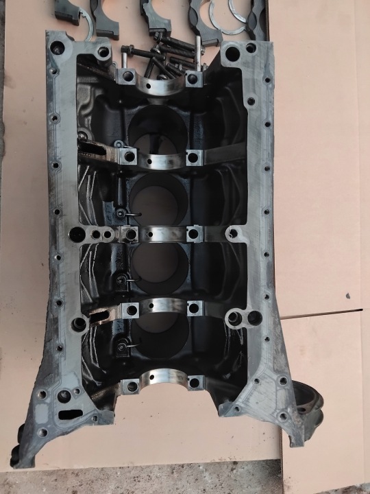 фото №6, Блок  двигуна низ mercedes w204 w211 w209 2.2 cdi om646