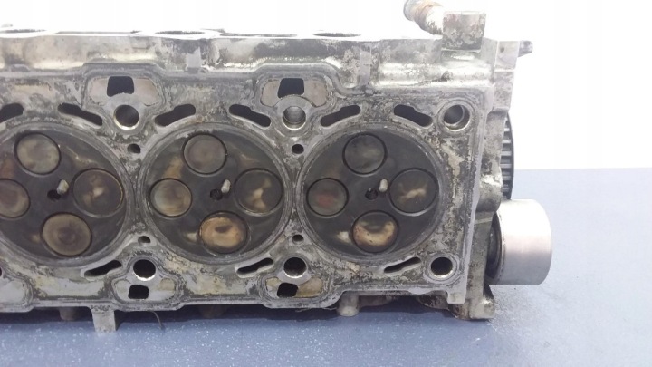фото №10, Hyundai tucson i 2.0 d crdi d4ea головка двигателя 22111-27400
