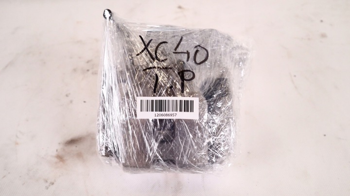 фото №8, Volvo xc40 суппорт тормоза правое зад 32276922, 31471181