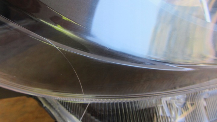 фото №7, Передня права лампа toyota yaris iv p21 2021-