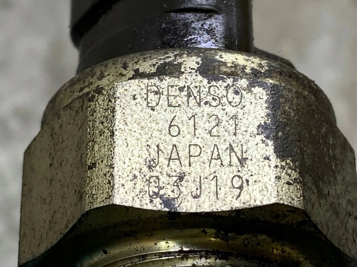 фото №8, Toyota auris 150 2000cm3 дизель трубка  топливный dens0