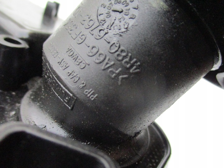 фото №5, Jaguar xf x250 3.0d v6 275 ps - кришка клапанів