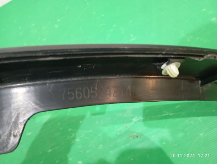 фото №11, Молдинг na крыло правое зад toyota rav 4 iv рестайлинг 75605-42140