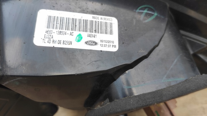 фото №6, Лампа права зад правий w крило ford fiesta mk7 sedan usa ae83 13b504 ac