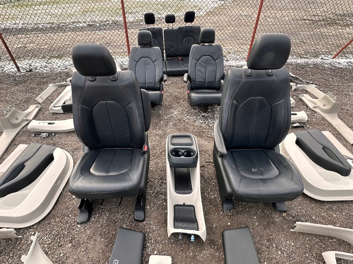 фото №8, Сидіння сидіння салон диван спинка обшивки комплект chrysler pacifica 2017+