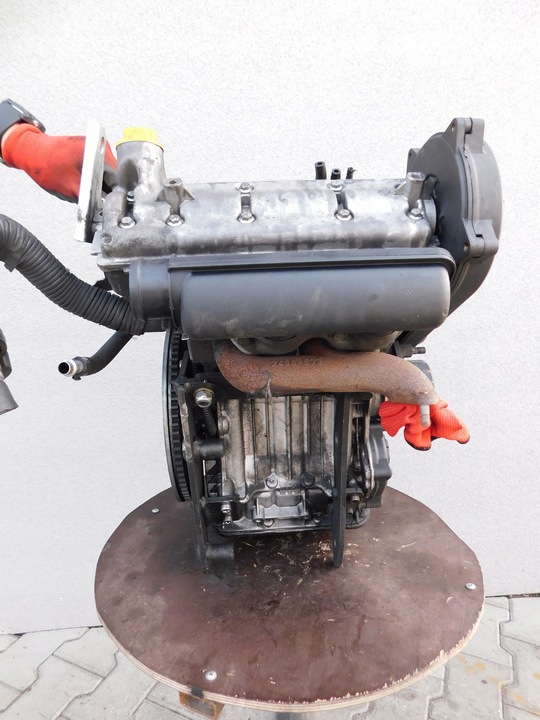 фото №6, Ligier js50 двигатель