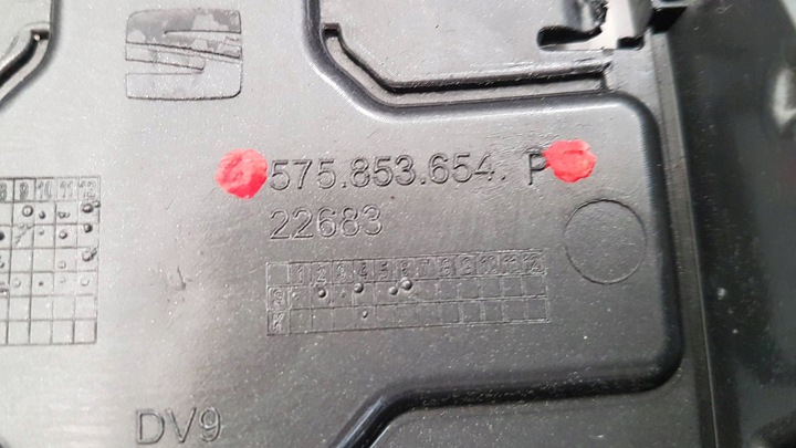 фото №8, Seat ateca рестайлінг 575 решітка радіатора решітка бампера гарна оригінал