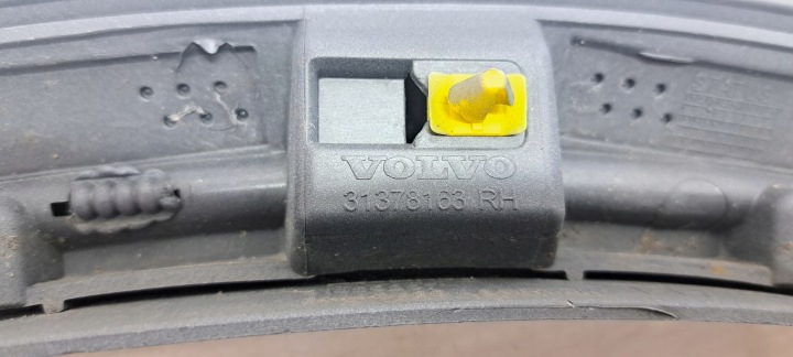 фото №10, Volvo xc90 ii 31378163 молдинг крило праве перед передній