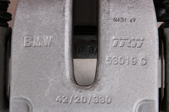 фото №10, Bmw g01 g30 g31 суппорт тормозной правые задний зад 6870576 42/20/330 25 km !!