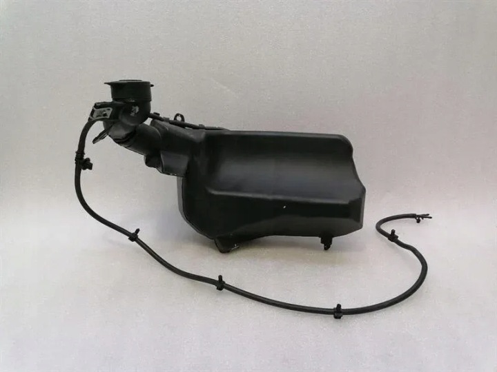 фото №8, Tesla модель 3 washer fluid reservior 1643165-00a tank