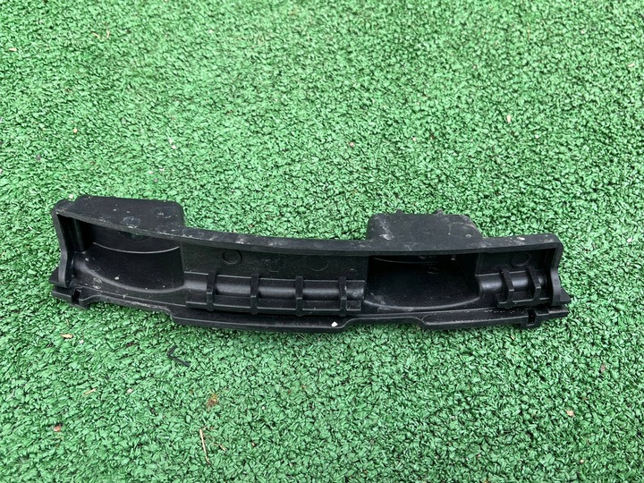 фото №1, Audi a8 s8 4h d4 ползун бампера зад 4h0807366b