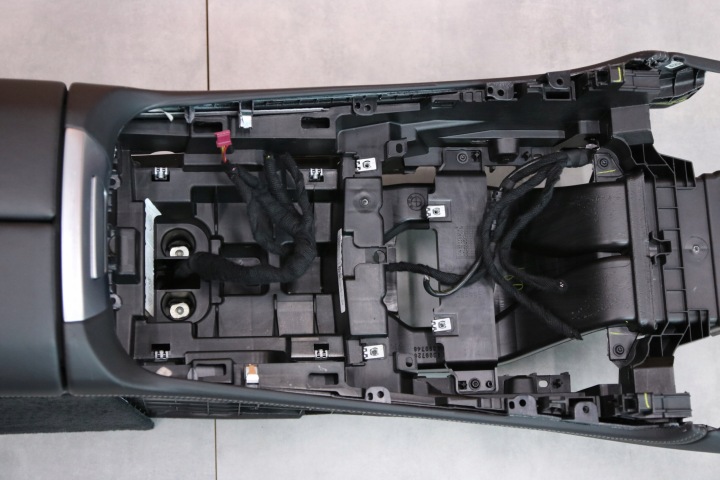 фото №9, Bmw x5 g05 x7 g07 туннель средний подлокотник чёрный merino 9108356 9399789