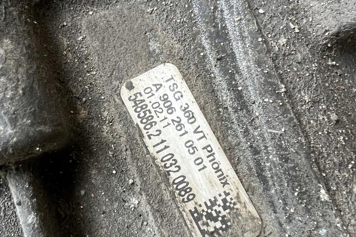 фото №12, Коробка передач коробки передач vw crafter 30-50 фургон 2e_ 9062610003 2.0l дизель 2011