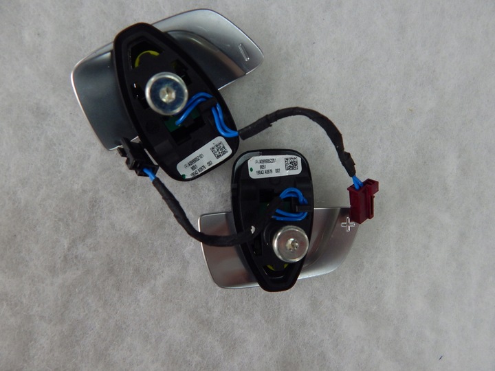 фото №6, Mercedes glc gle glb w167 w177 w205 x253 x247 пелюстки кермо amg