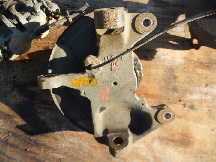 фото №7, Поворотный кулак левая iveco daily 35s 11-