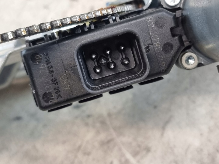 фото №16, Стеклоподъемник правый перед oem номер 13100418 opel astra h iii hb 5d