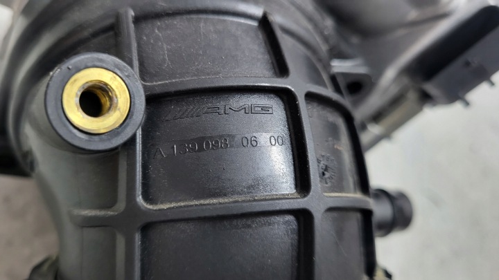 фото №6, Mercedes a клас a45 s amg w177 дросельна заслінка штуцер труба a1390980600