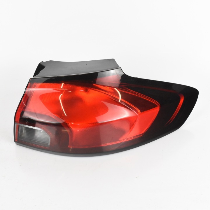 фото №11, Лампы зад задние комплект 39043680 opel zafira iii c