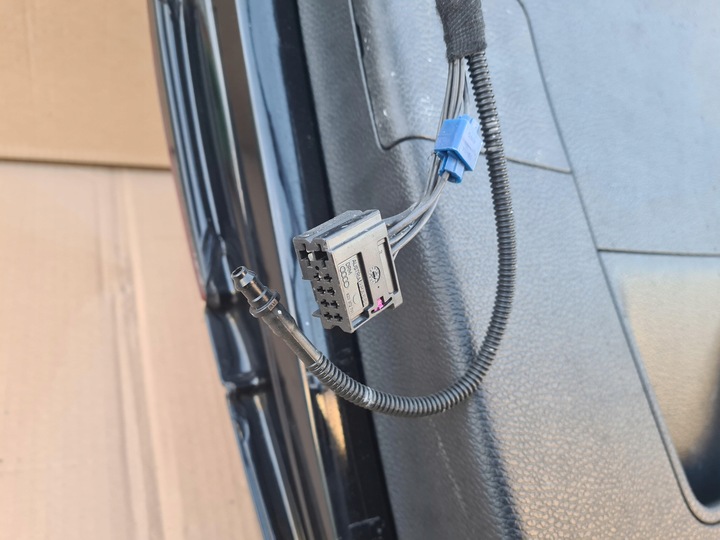 фото №12, Крышка багажника зад задняя volkswagen vw passat b6 универсал lc9x 2005-10 чёрная